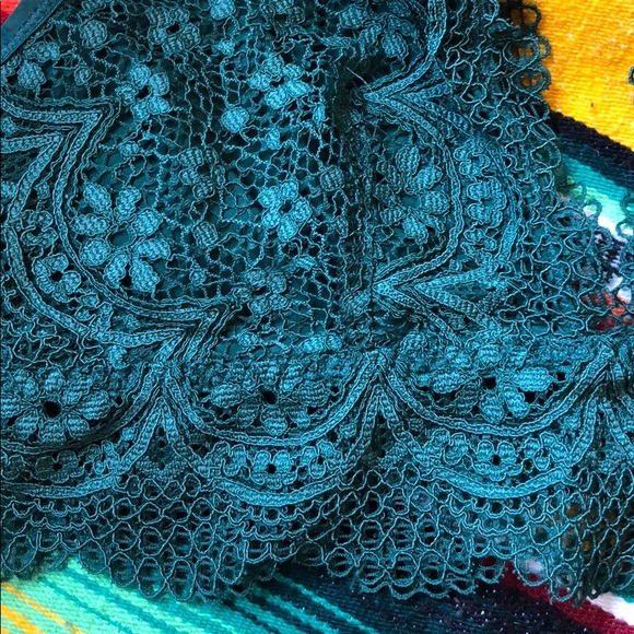 Victoria’s Secret Lace Bralette - Picture 2 of 3